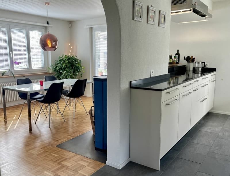 Freistehendes und neu renoviertes Haus mit Ausbaureserven (5)