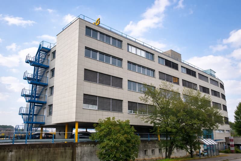 attachment:888b578b 915f 4a86 8b65 5f98a97667ab:winterthur