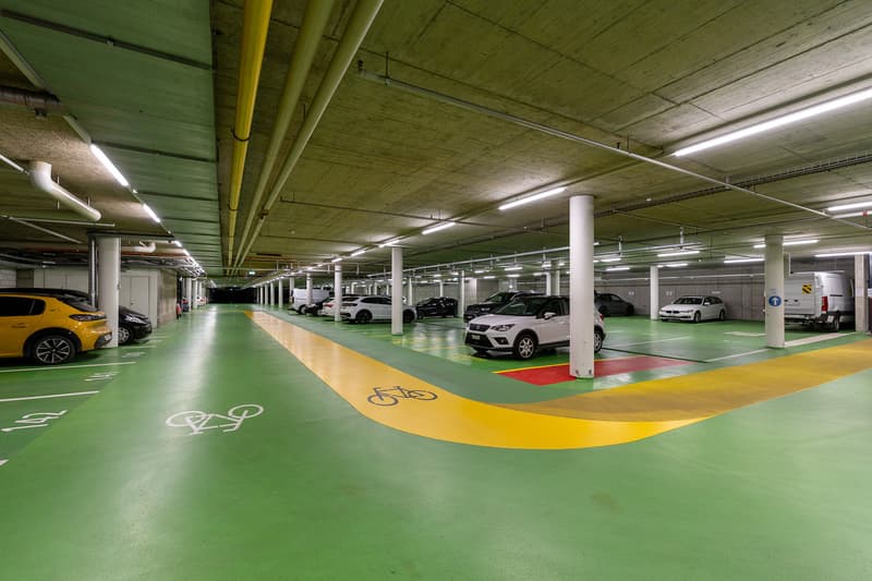 attachment:427d3048 d8f6 487c a702 20af6442905e:2604 liebefeld businesspark parking 85 Low