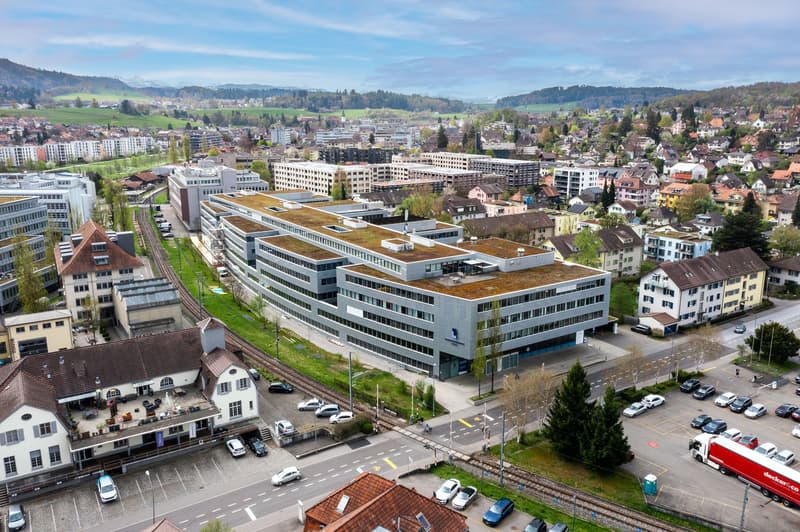 attachment:72a8fec7 1d8b 4cac a2ee 374c95d396f5:2604 liebefeld businesspark drone 91 Low