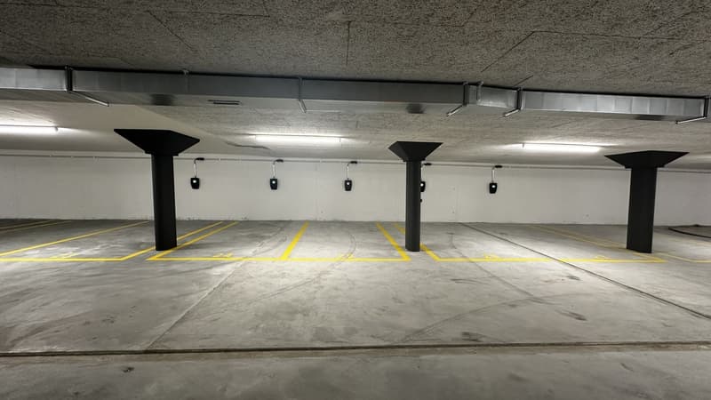 Divers emplacements de parking dans garage souterrain (neuf) à louer (2)