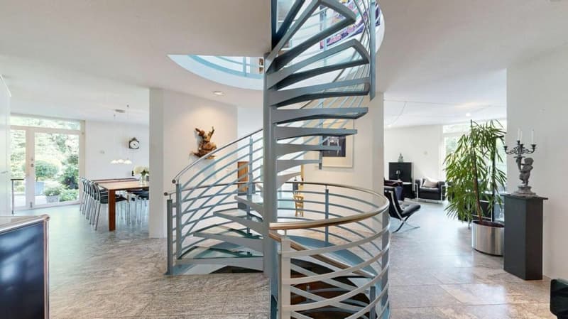 Repräsentative Villa in bester Lage im Raum Solothurn (2)