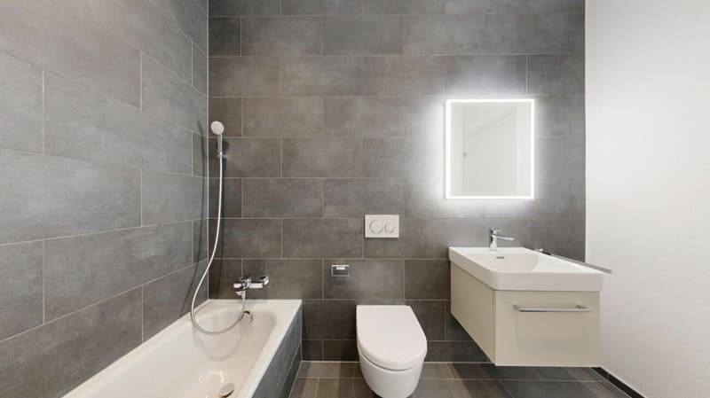 Bad zu Zimmer 2