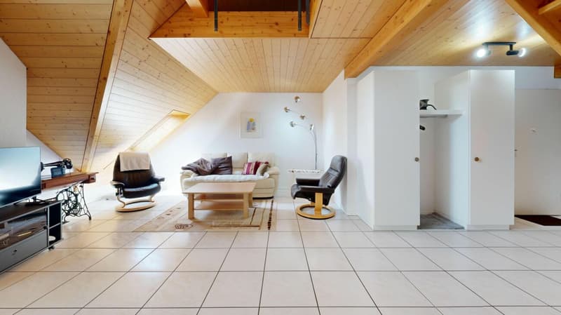 3,5 Zimmer, viel Licht und eine Galerie zum Verlieben (4)
