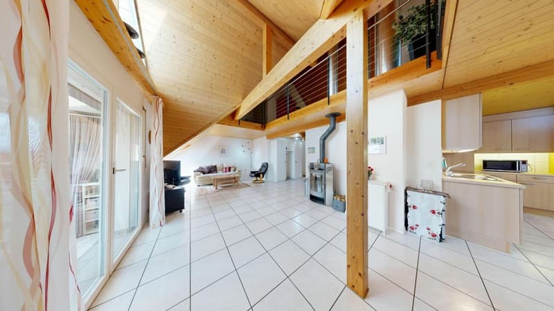 3,5 Zimmer, viel Licht und eine Galerie zum Verlieben (3)
