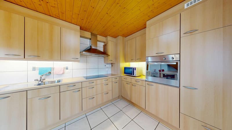 3,5 Zimmer, viel Licht und eine Galerie zum Verlieben (11)
