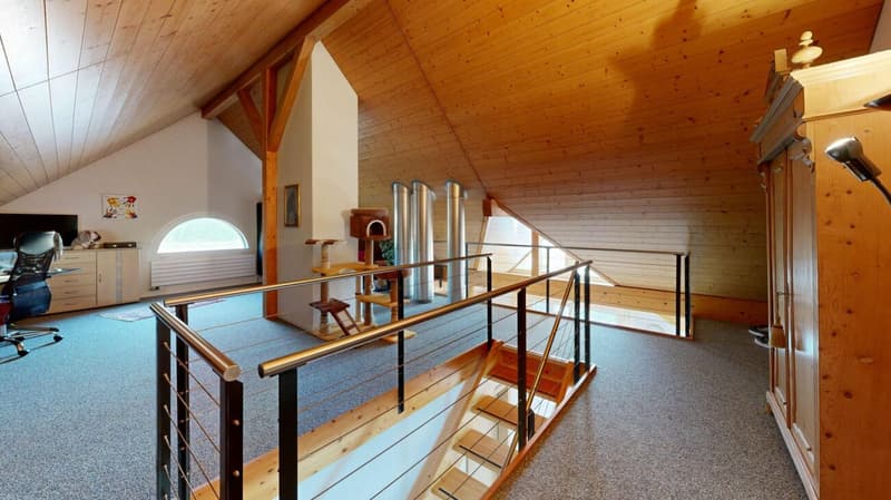 3,5 Zimmer, viel Licht und eine Galerie zum Verlieben (20)
