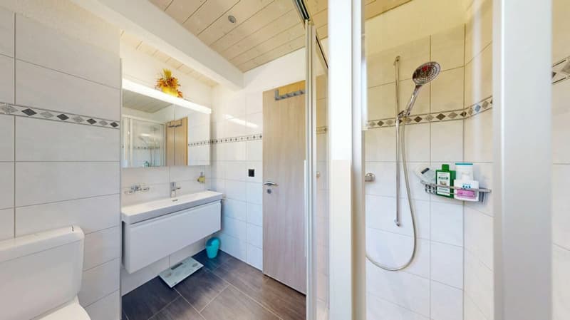Wohnglück mit Garten und viel Charme - Reiheneckhaus in Pieterlen (16)