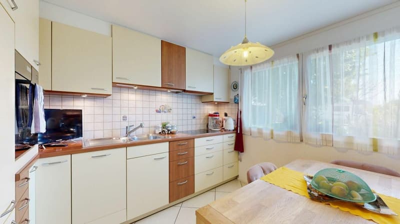 Wohnglück mit Garten und viel Charme - Reiheneckhaus in Pieterlen (7)
