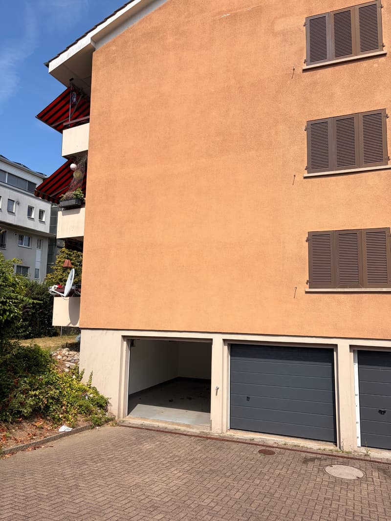Garage box for rent (3)