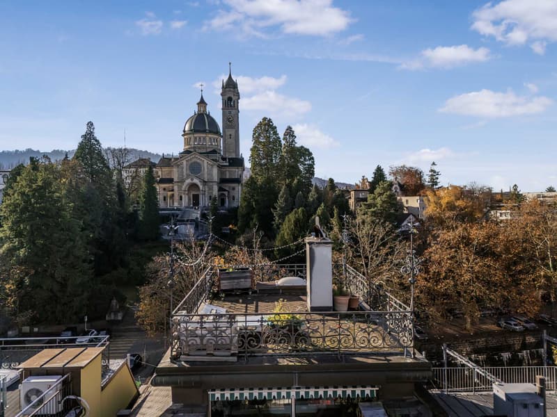 Exklusive Stadtwohnung mit privater Dachterrasse (12)