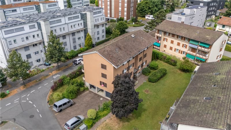 Neu renvoierte 4-Zimmer Wohnung (7)