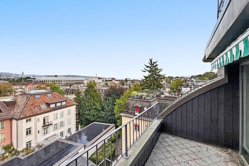 Exklusive Stadtwohnung mit privater Dachterrasse (2)
