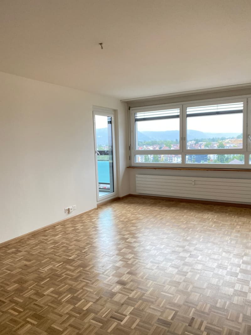 3.5-Zimmerwohnung mit grossem Balkon und Fernsicht (5)