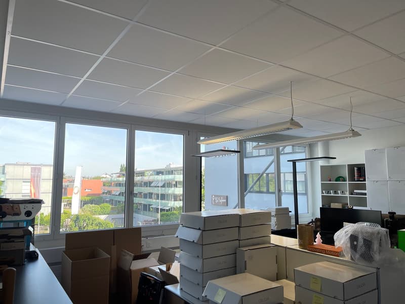 Bureau moderne au 1er étage à Cham (6)