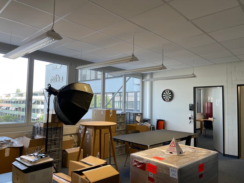 Bureau moderne au 1er étage à Cham (3)