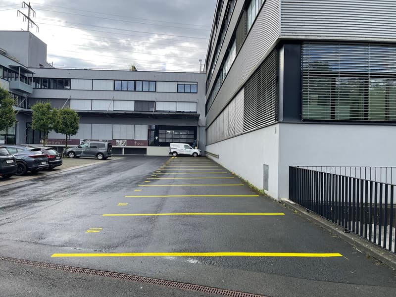 Aussenparkplatz zur Miete in Cham (2)