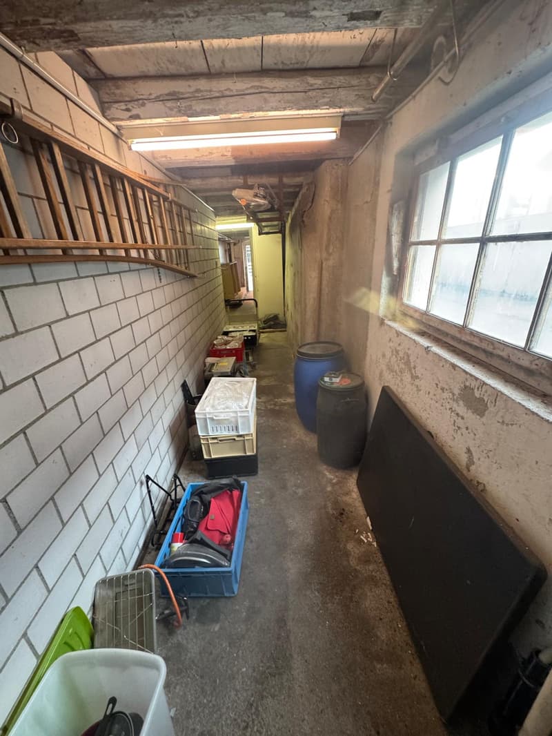 Entrepôt/ grange au 1er étage (7)