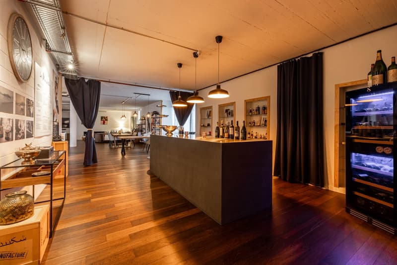 Bureau, Exposition, Restaurant, Garderie / Espace commercial à Cham (9)