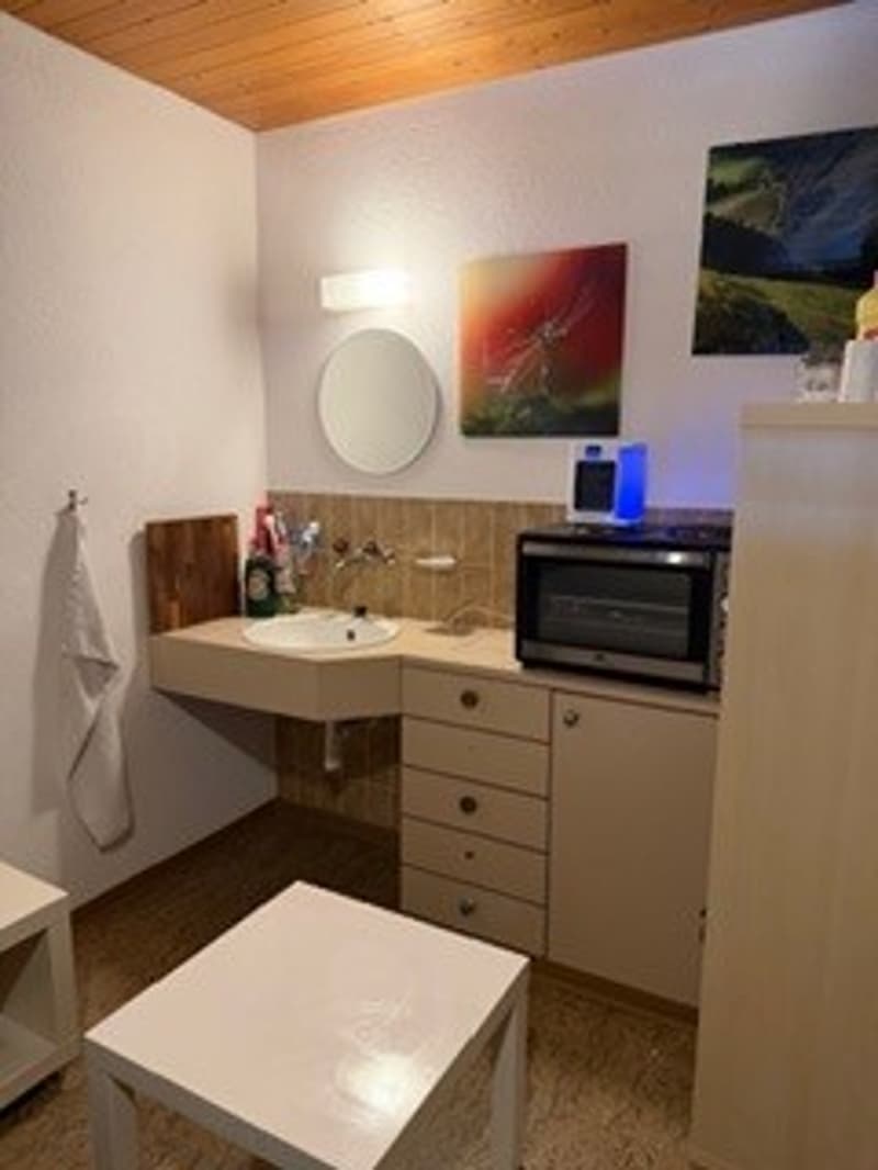 Cozy single room on the 2nd floor in Boswil (3)