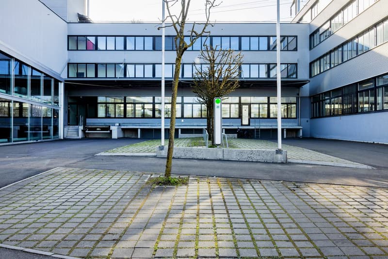 Bureau moderne à Cham – disponible immédiatement (10)
