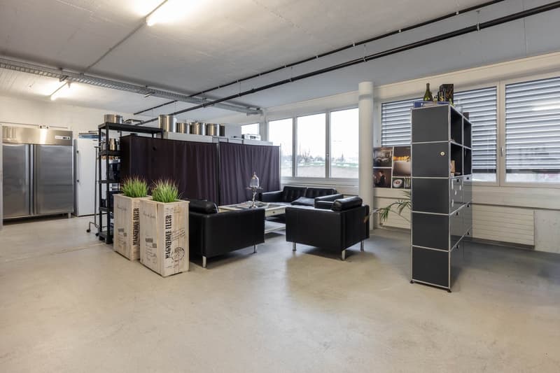 Büro, Austellung, Restaurant, Kita / Gewerbefläche in Cham (15)