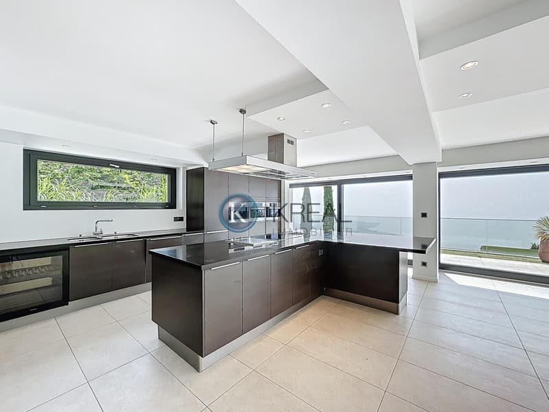 Exceptional property ? Panoramic view and high-end amenities (4)