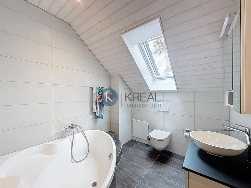 Charming semi-detached house with 5.5 rooms in a green setting, 25 minutes from Lausanne (9)