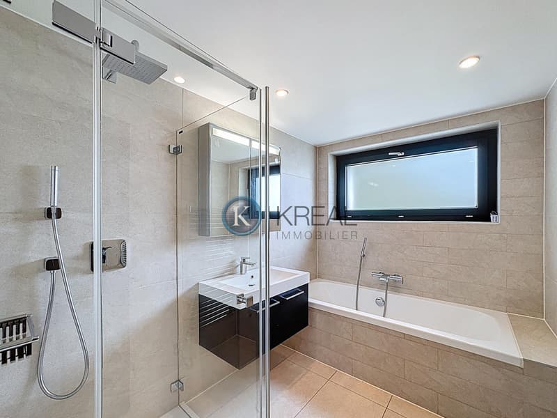 Exceptional property ? Panoramic view and high-end amenities (3)