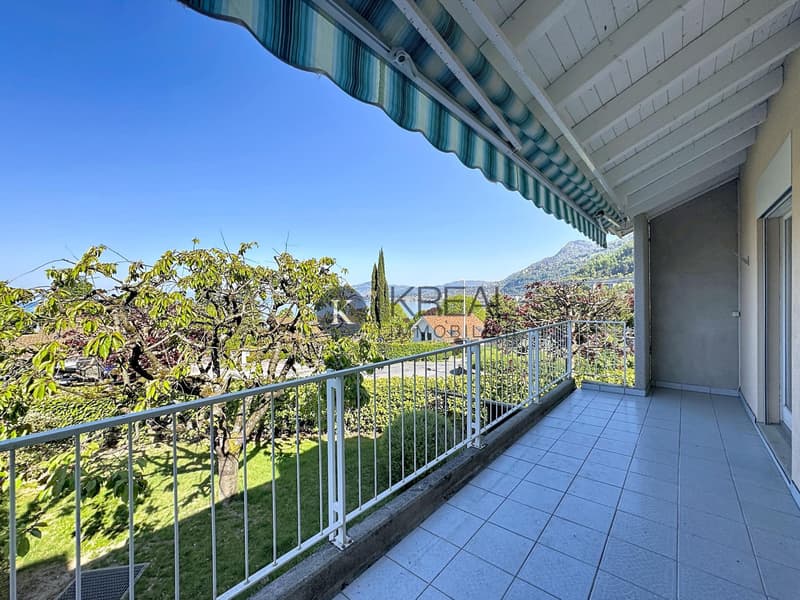 Ideal setting in Villeneuve? Beautiful 6.5-room villa with lake view (8)