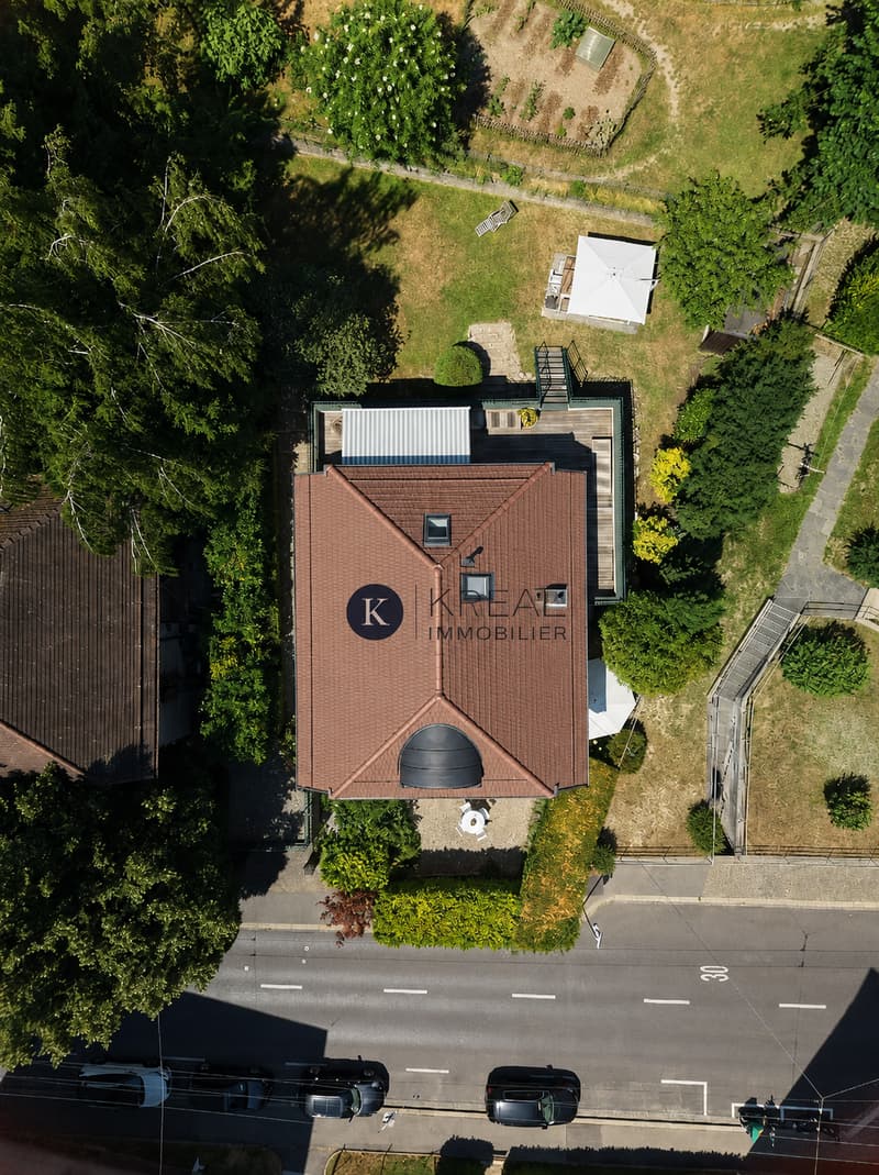 Elegante casa losannese, completamente ristrutturata (2)