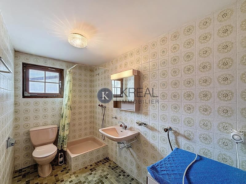 Chalet 5,5 pièces avec vue panoramique ? potentiel de rénovation (10)