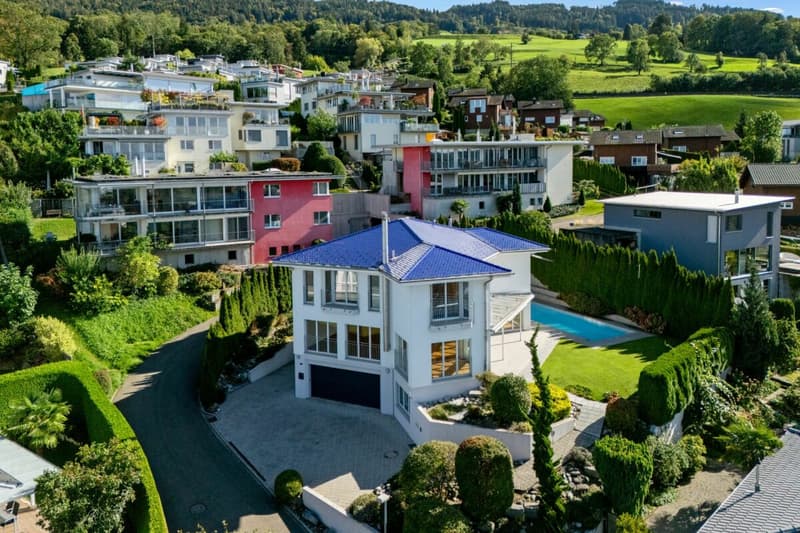 Villa con vista mozzafiato sul lago e piscina all'aperto (34)