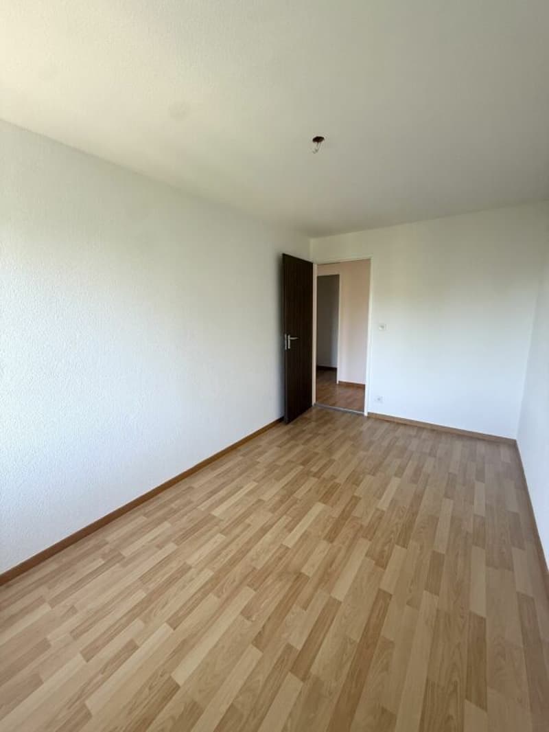 Spacious 5.5-room apartment in a central location (4)
