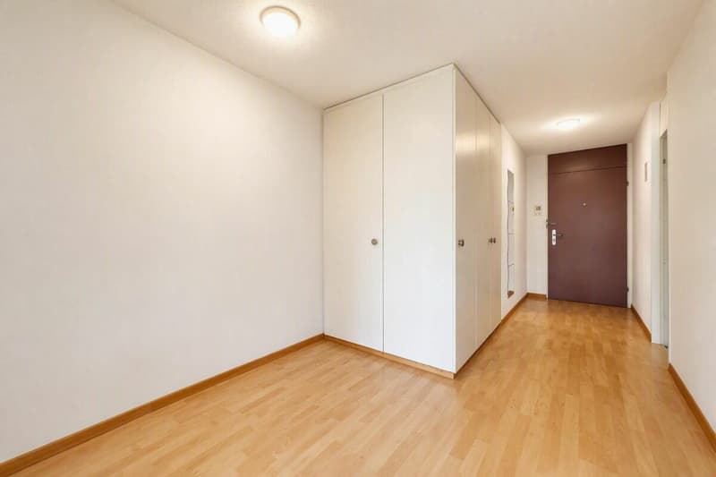 2.5-Zimmer-Wohnung mit attraktivem Grundriss (2)