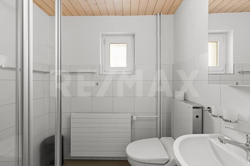 Two-family house with history & potential in Rabius (6)