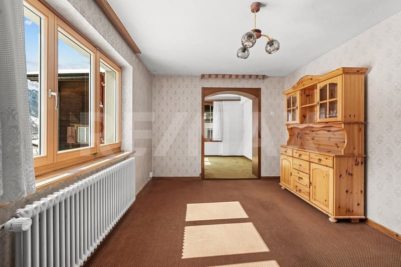 Two-family house with history & potential in Rabius (7)