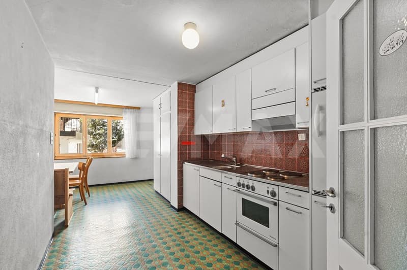 Zweifamilienhaus mit Geschichte & Potenzial in Rabius (8)
