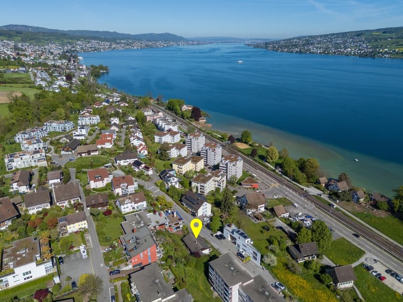 Parcelle attractive avec potentiel de nouvelle construction au bord du lac (2)