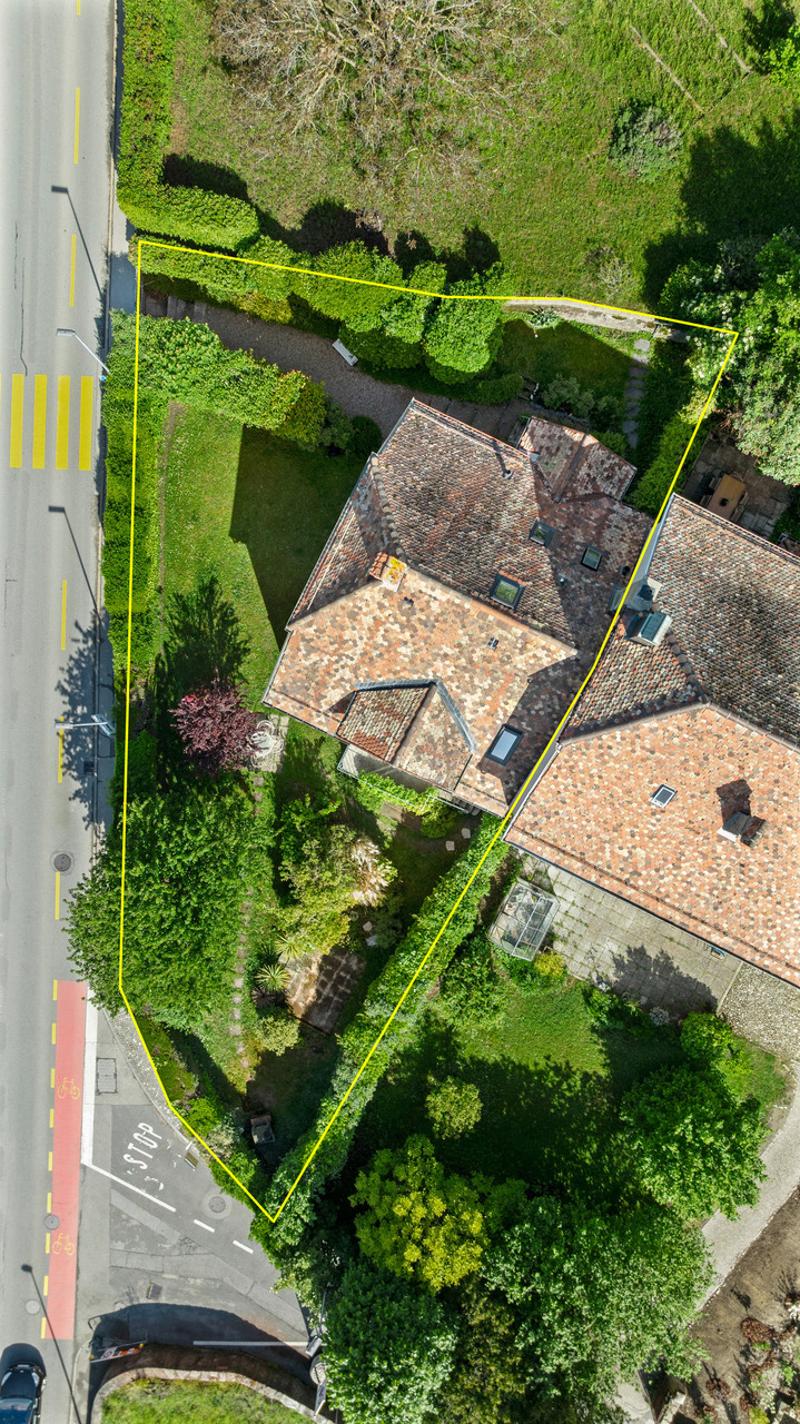 Maison au charme d'antan avec vue sur le lac Léman (2)