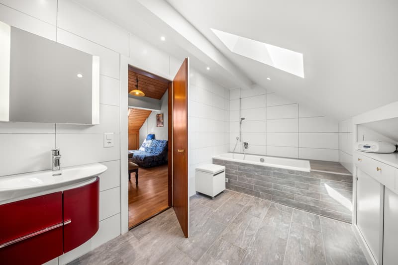 Salle de bain au 1er étage
