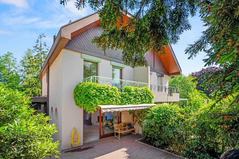 Maison jumelée familiale de charme avec jardin dans un cadre paisible (13)