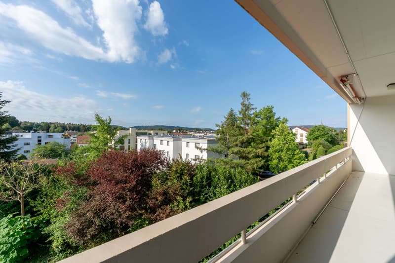 Charmante 3.5-Zimmer-Wohnung mit Balkon und schöner Aussicht in Baden (17)