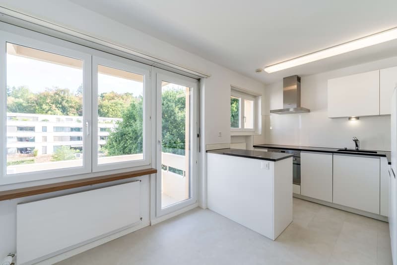 Charmante 3.5-Zimmer-Wohnung mit Balkon und schöner Aussicht in Baden (6)