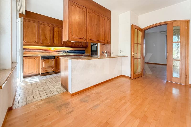 Spacious city house with plenty of space (6)