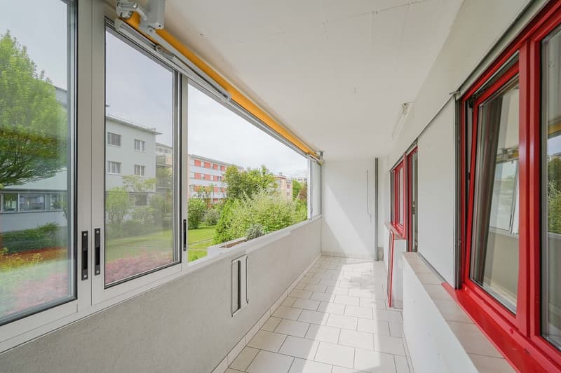 Hell, friendly and ideally central: 3.5 room apartment near shopping and recreation (10)
