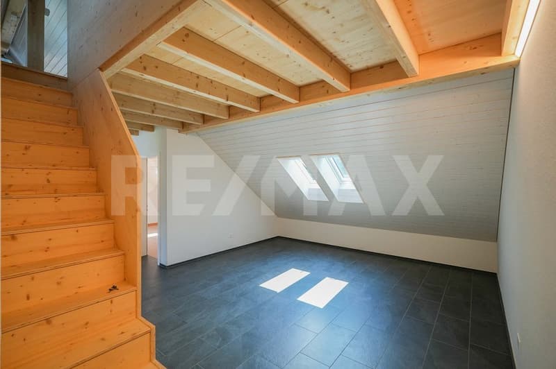 Newly valued 3.5 room attic apartment with additional gallery room (5)