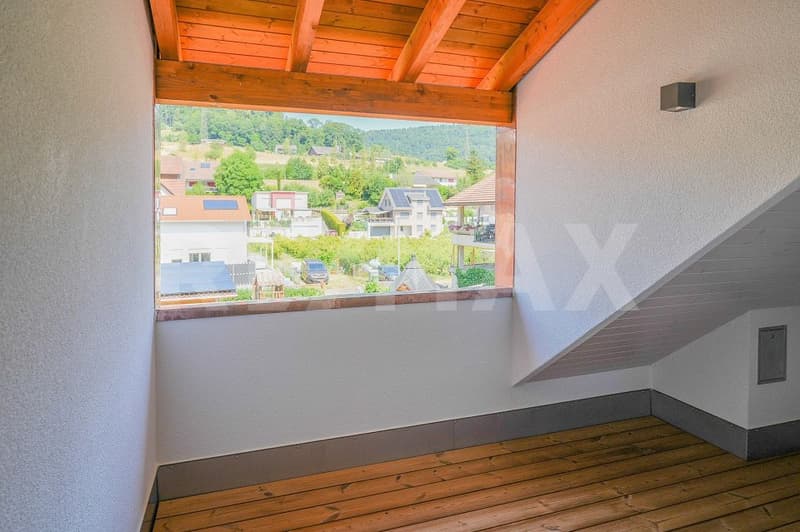 Newly valued 3.5 room attic apartment with additional gallery room (4)