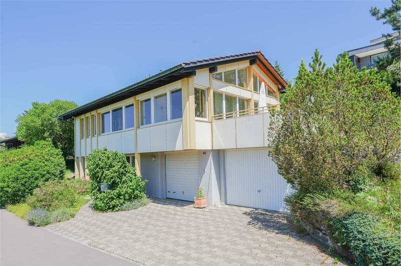 An bester Lage: 6.5-Zimmer-EFH mit überzeugendem Raumangebot (13)