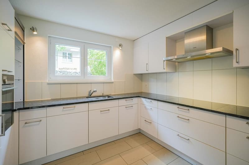 Spacious 7.5 room single-family house on the edge of the building zone (6)